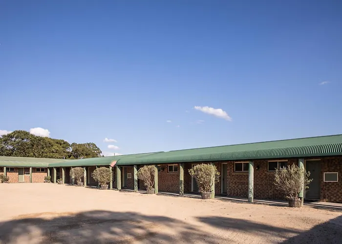 The Clydesdale Motel & Steakhouse