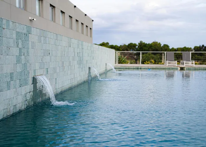Howard Johnson Hotel, Spa & Convention Center Bahia Blanca