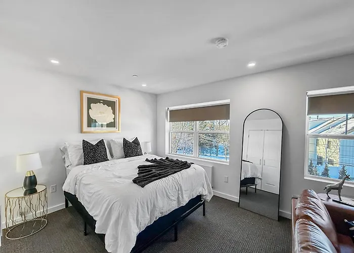 Daniella'S Suites
