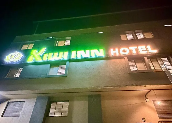 Kiwi Inn Hotel Palda