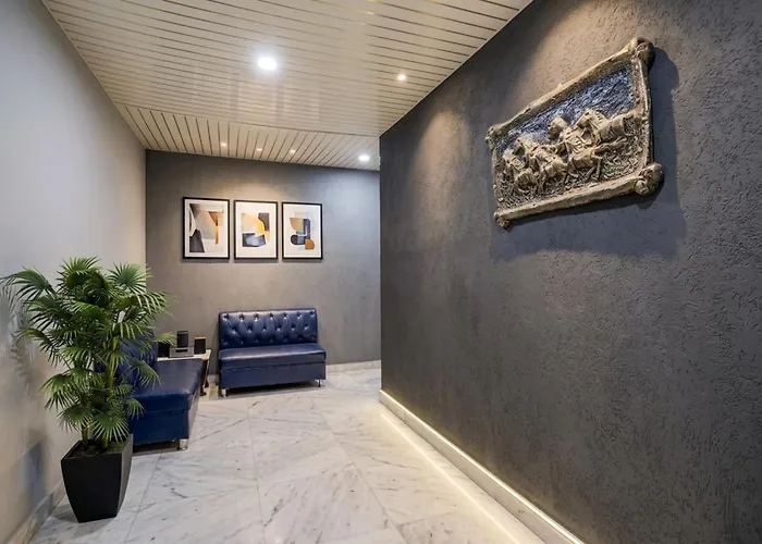 Hotel The Velvet Crest Zirakpur