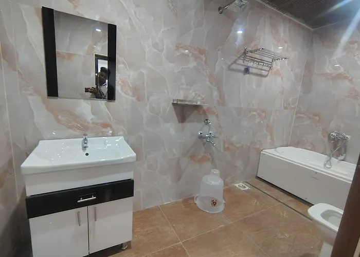 Hotel Moksha Grand