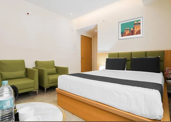 Hotel Ss Comforts Luxury Rooms Kondapur