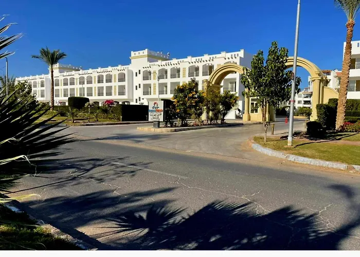 Sharm Hills Coral Reef Paradise