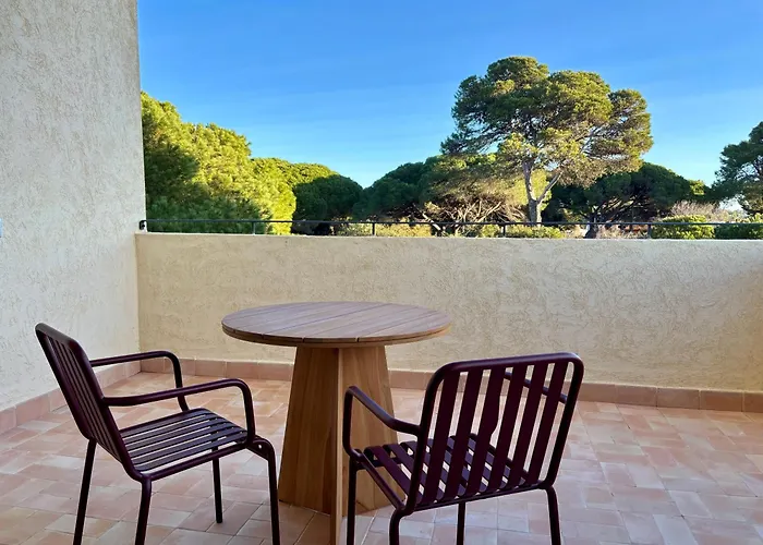 Hotel Punta Bermeja Premium