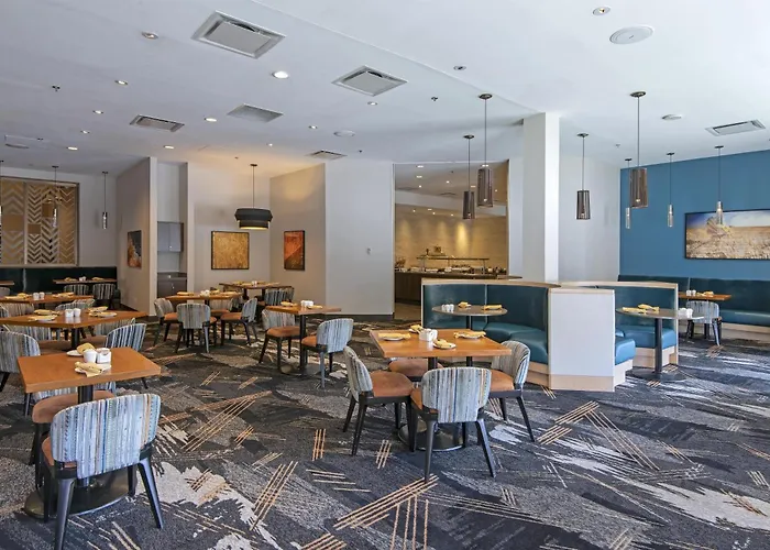 Doubletree By Hilton Hotel & Conference Centre Regina