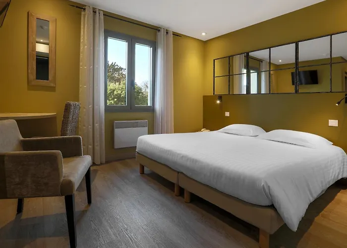 Hotel Le Mas de Castel - Piscine chauffee Sarlat