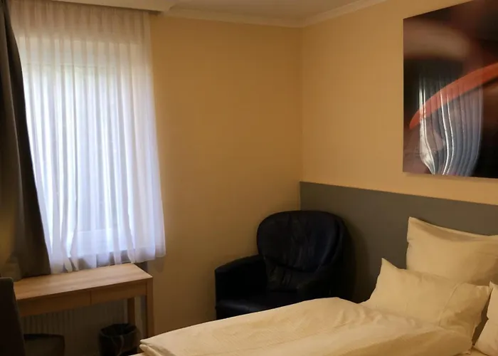 Loens Hotel Garni