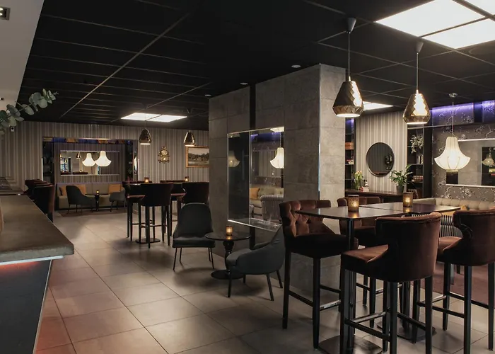 Home Hotel Bristol