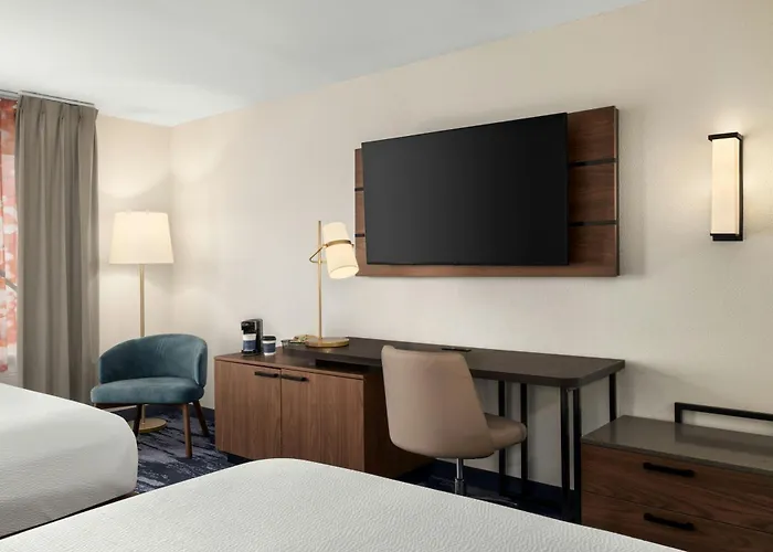 Fairfield Inn & Suites Indianapolis Airport