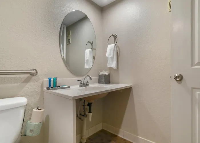 Inn On Destin Harbor, An Ascend Collection Hotel
