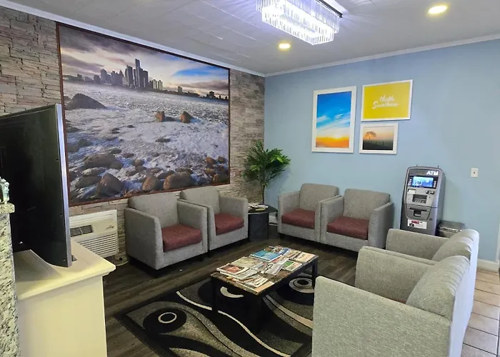 Days Inn By Wyndham Livonia Canton Detroit