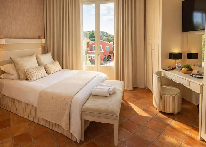 La Bastide Du Port - Hôtel de Charme