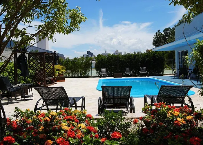 Favorita Golden Hotel E Eventos