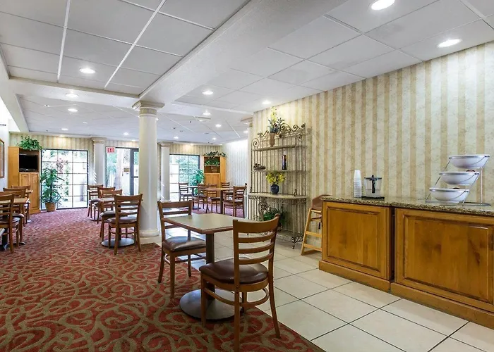 Comfort Suites Palm Desert I-10
