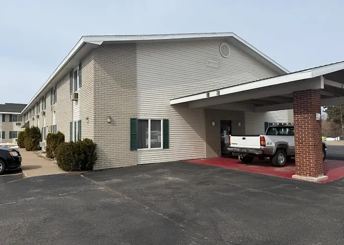 Iron Mountain Inn & Suites Mi Us 2