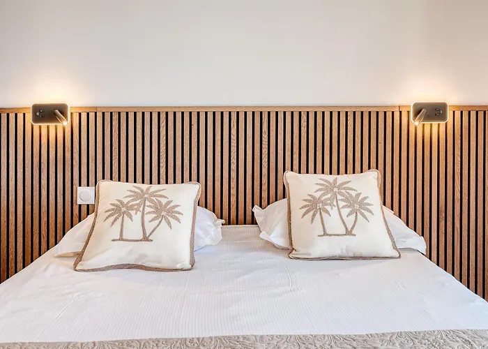 Anglade Hotel