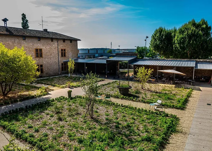 Hostellerie la Ferme du Poulet Villefranche-sur-Saône