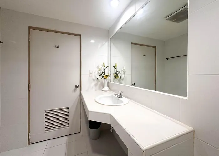 G Boutique Silom Hotel