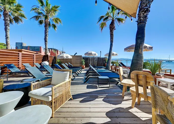Hotel Bor