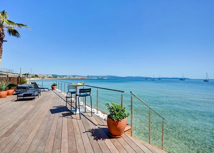 Hotel Bor