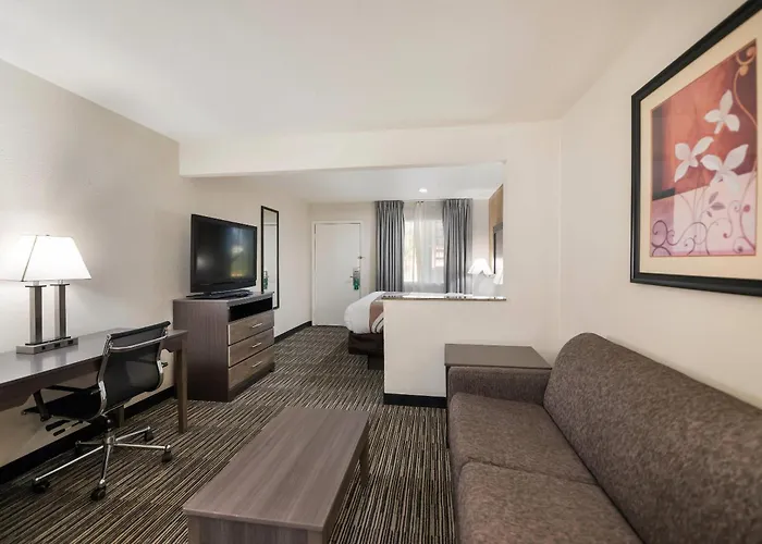 Quality Inn & Suites Lufkin