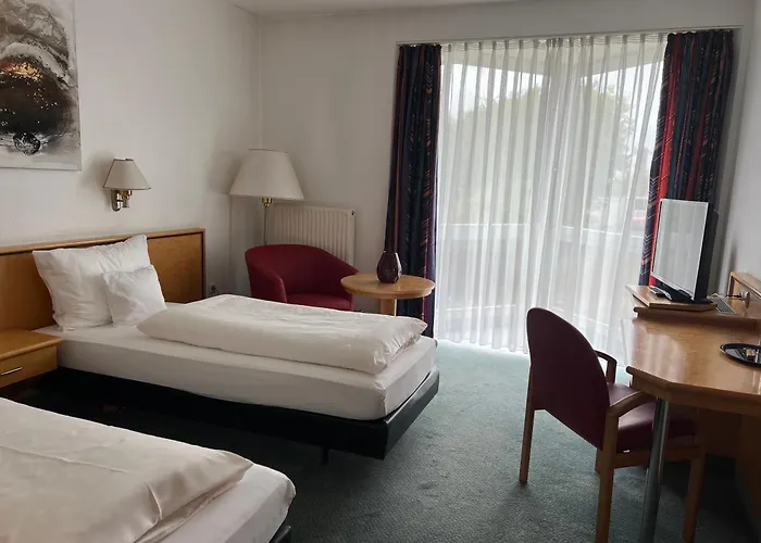 Matchpoint Hotel