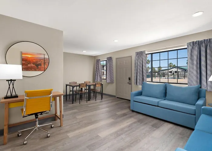 Days Inn By Wyndham Safford, Az