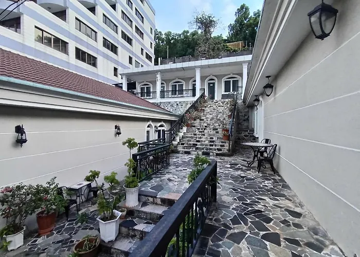 Bai Truoc Hotel