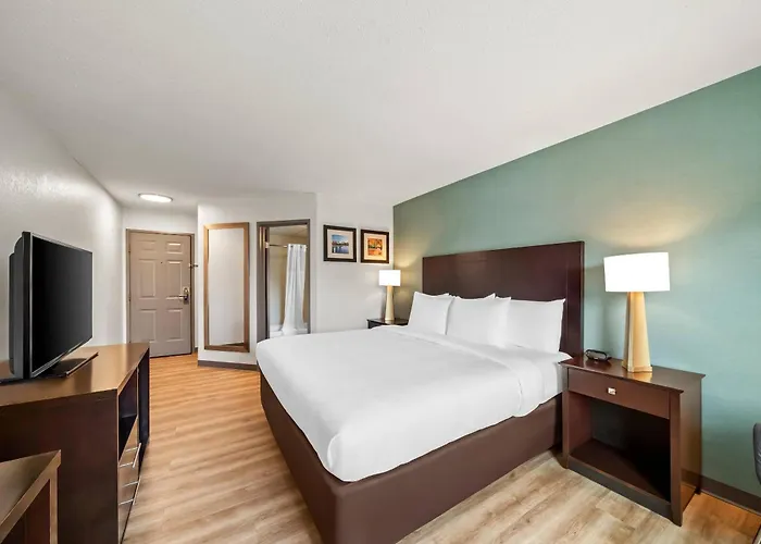 Comfort Inn Foxboro - Mansfield