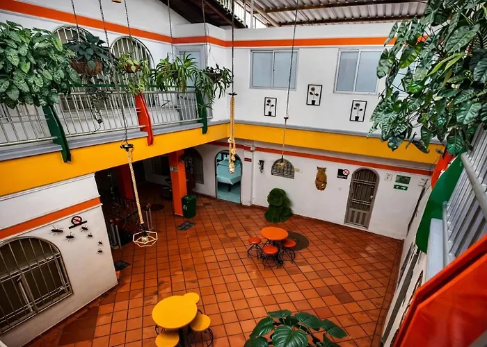Hotel Manoa