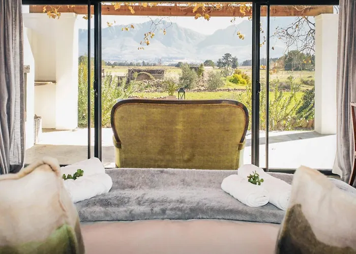 Duikersdrift Winelands Country Escape