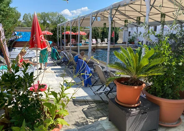 Hotel Ostrov