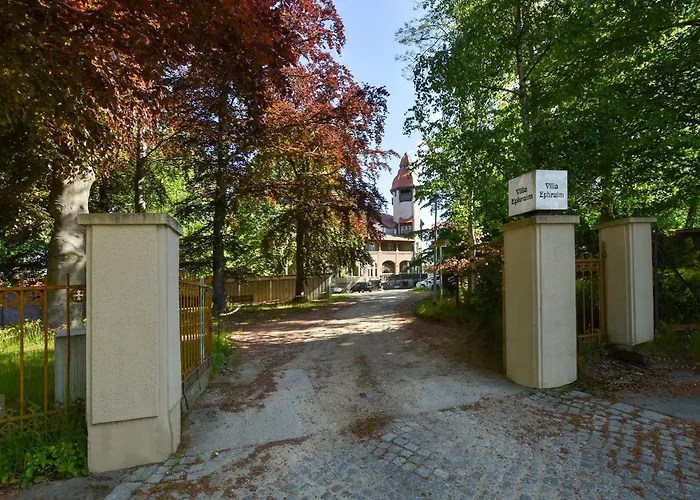 Villa Ephraim