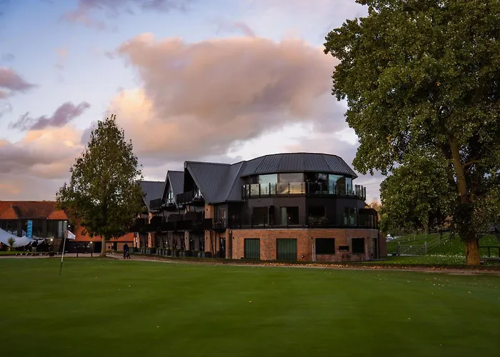 Cave Hotel & Golf Resort
