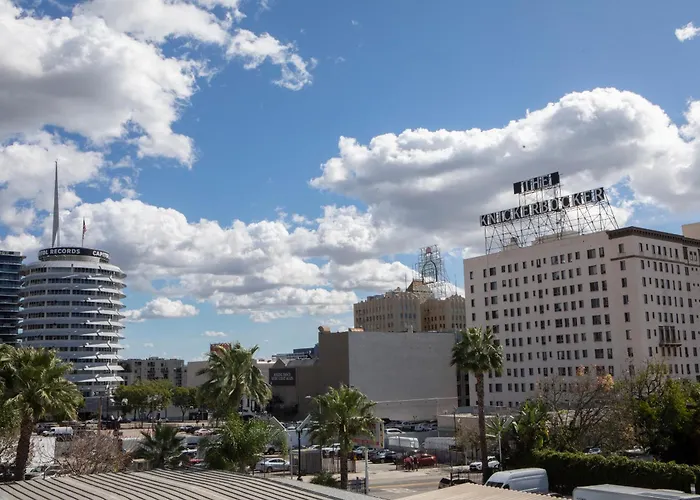 The Hotel Hollywood