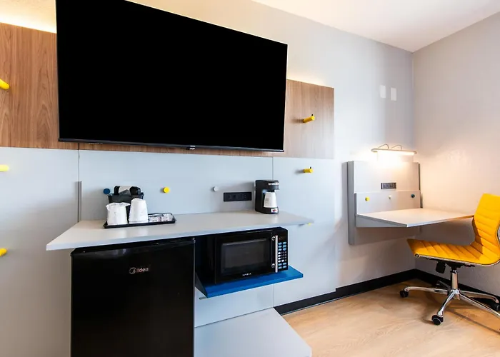 Microtel Inn & Suites By Wyndham London