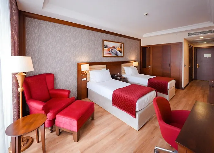 Wellborn Luxury Hotel