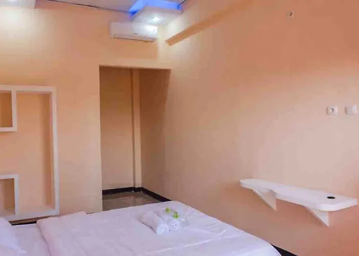 Artayya Puri 2 Near Alun Alun Caruban Mitra Reddoorz