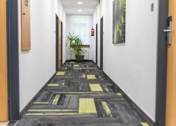 4 Evszak Hegyihotel