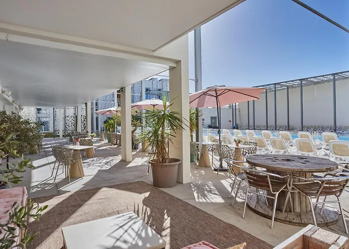 Appart'Hotel Odalys Nakâra
