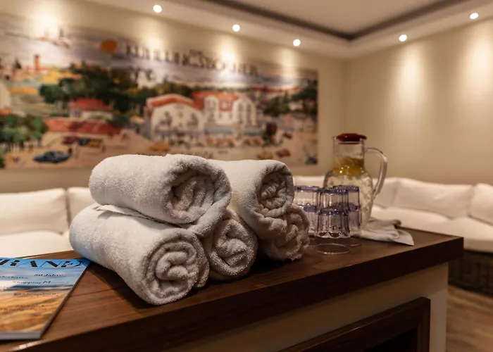 Hotel Max Am Meer Kuehlungsborn