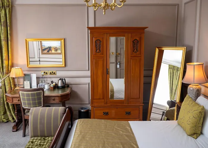 Cedars Inn By Greene King Inns