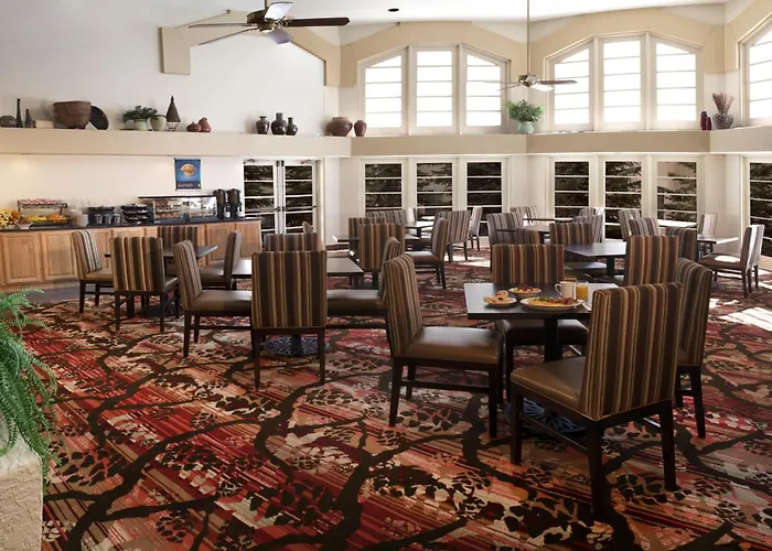 Embassy Suites By Hilton Flagstaff