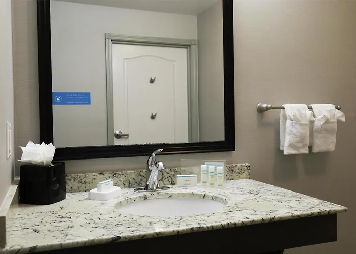 Hampton Inn & Suites Temecula