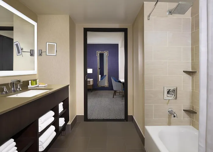 Hilton Austin Hotel