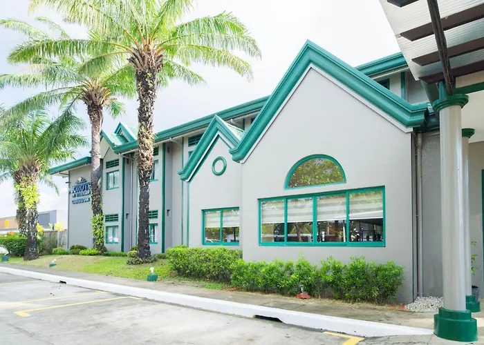 Microtel By Wyndham Cabanatuan