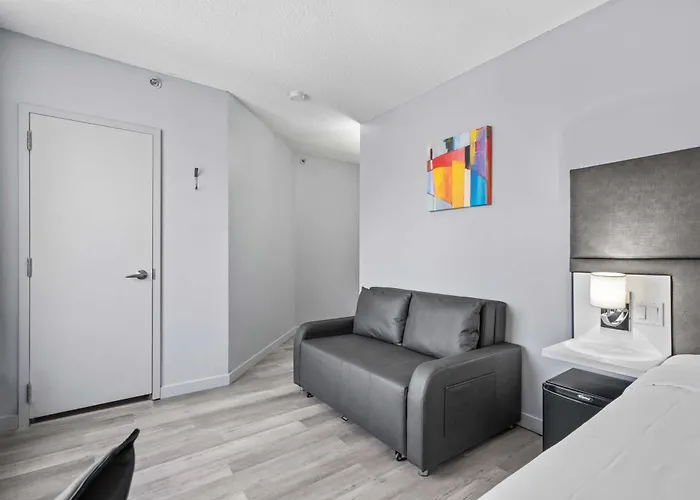 Travelodge By Wyndham Montreal Centre