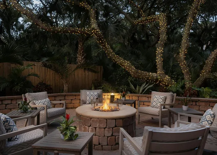 Courtyard By Marriott Cocoa Beach Cape Canaveral
