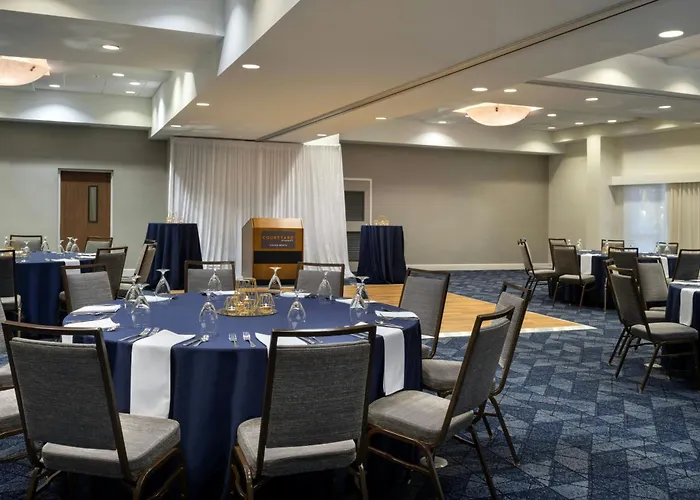 Courtyard By Marriott Cocoa Beach Cape Canaveral